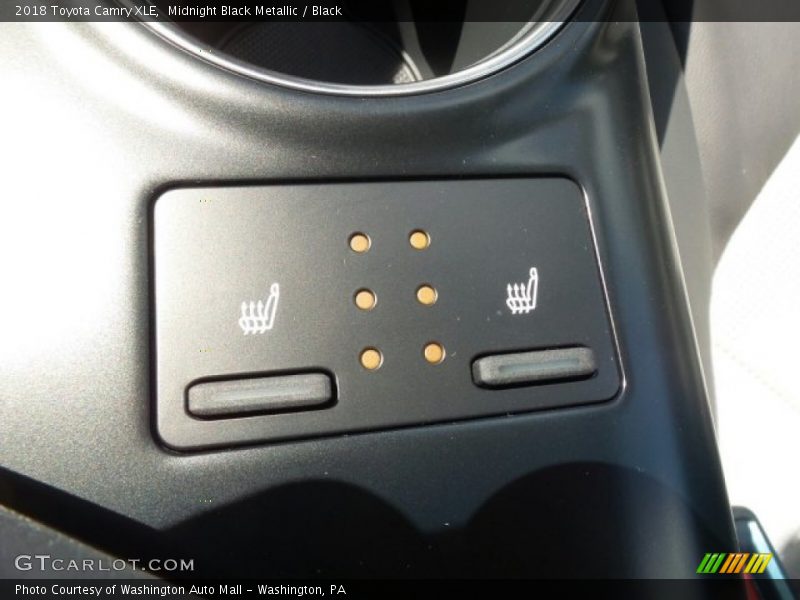 Midnight Black Metallic / Black 2018 Toyota Camry XLE