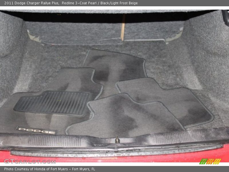Redline 3-Coat Pearl / Black/Light Frost Beige 2011 Dodge Charger Rallye Plus