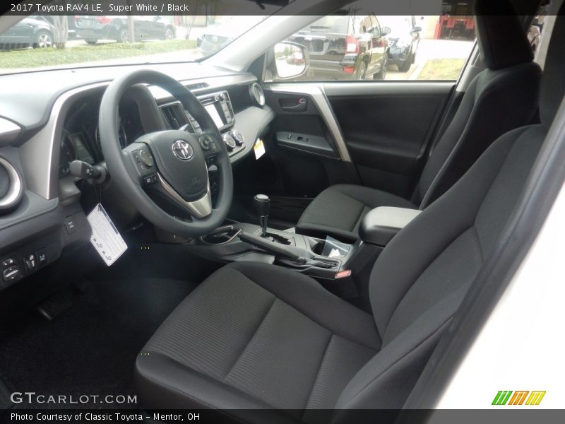 Super White / Black 2017 Toyota RAV4 LE