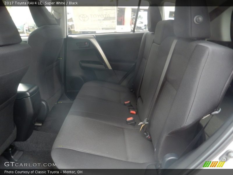 Super White / Black 2017 Toyota RAV4 LE