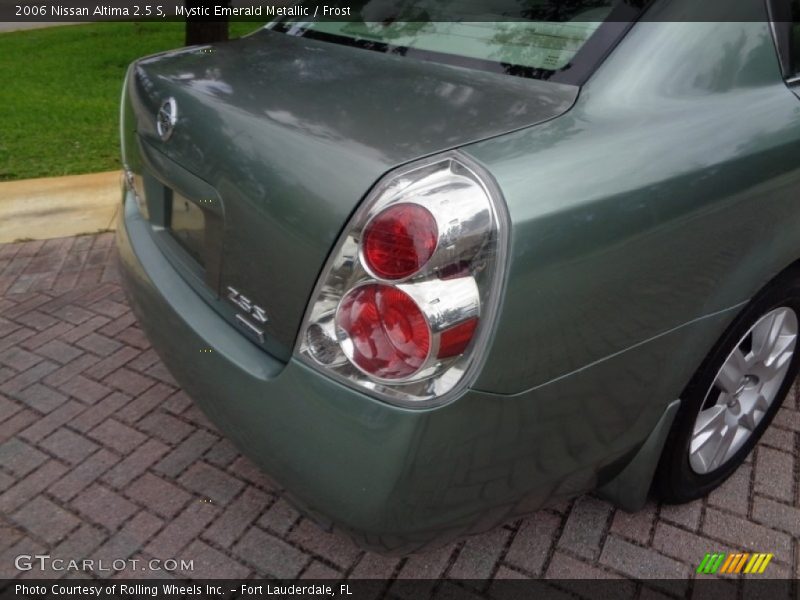 Mystic Emerald Metallic / Frost 2006 Nissan Altima 2.5 S