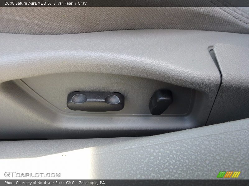 Silver Pearl / Gray 2008 Saturn Aura XE 3.5