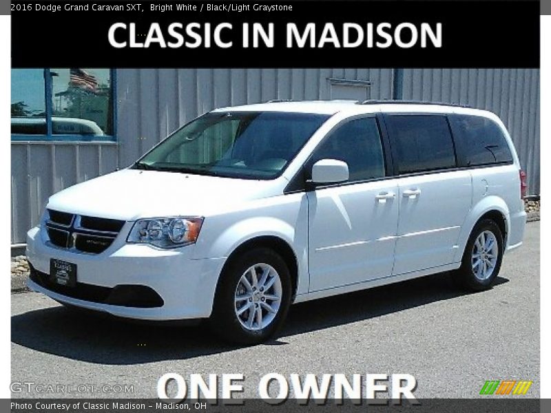 Bright White / Black/Light Graystone 2016 Dodge Grand Caravan SXT