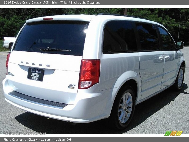 Bright White / Black/Light Graystone 2016 Dodge Grand Caravan SXT