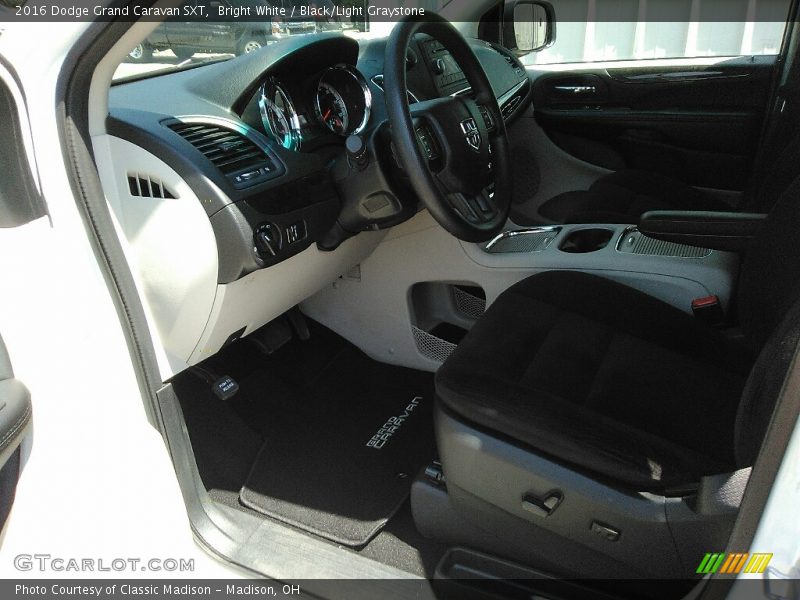 Bright White / Black/Light Graystone 2016 Dodge Grand Caravan SXT