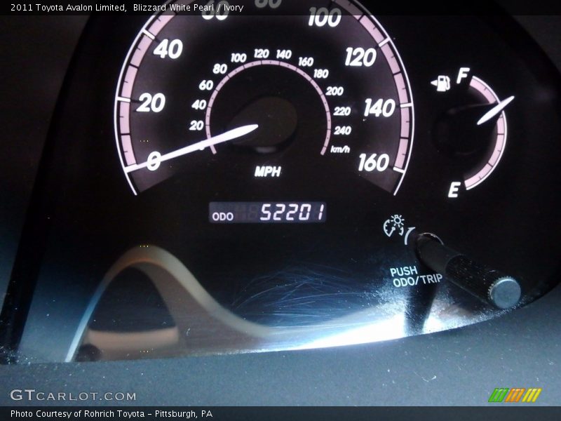 Blizzard White Pearl / Ivory 2011 Toyota Avalon Limited