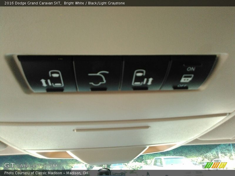 Bright White / Black/Light Graystone 2016 Dodge Grand Caravan SXT