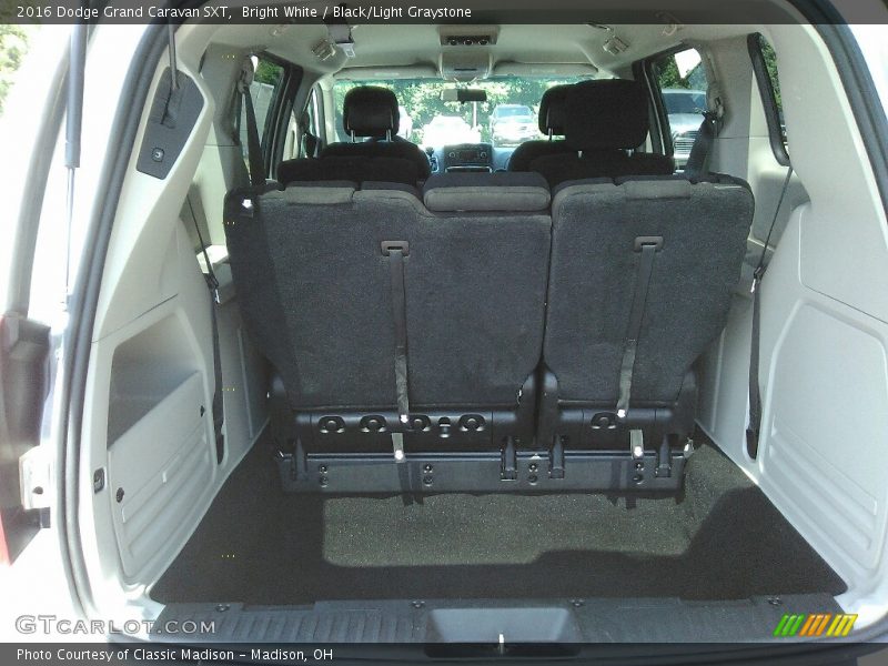 Bright White / Black/Light Graystone 2016 Dodge Grand Caravan SXT