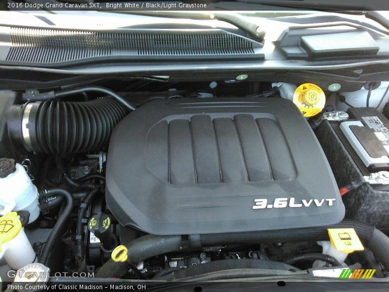 Bright White / Black/Light Graystone 2016 Dodge Grand Caravan SXT