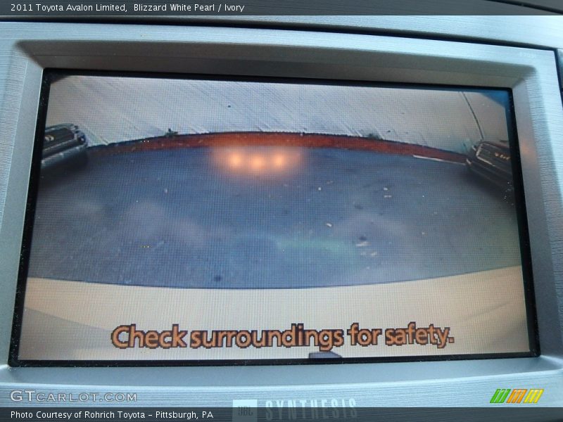 Blizzard White Pearl / Ivory 2011 Toyota Avalon Limited