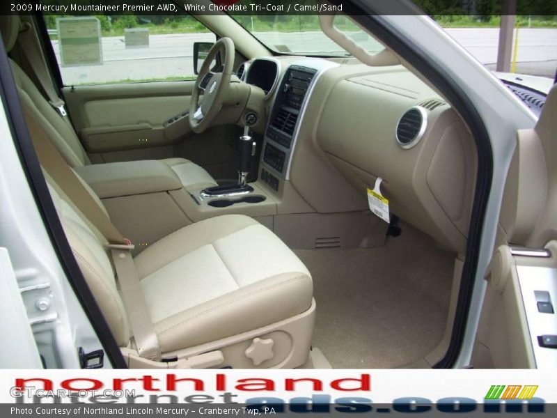 White Chocolate Tri-Coat / Camel/Sand 2009 Mercury Mountaineer Premier AWD