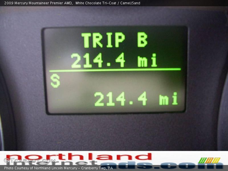 White Chocolate Tri-Coat / Camel/Sand 2009 Mercury Mountaineer Premier AWD