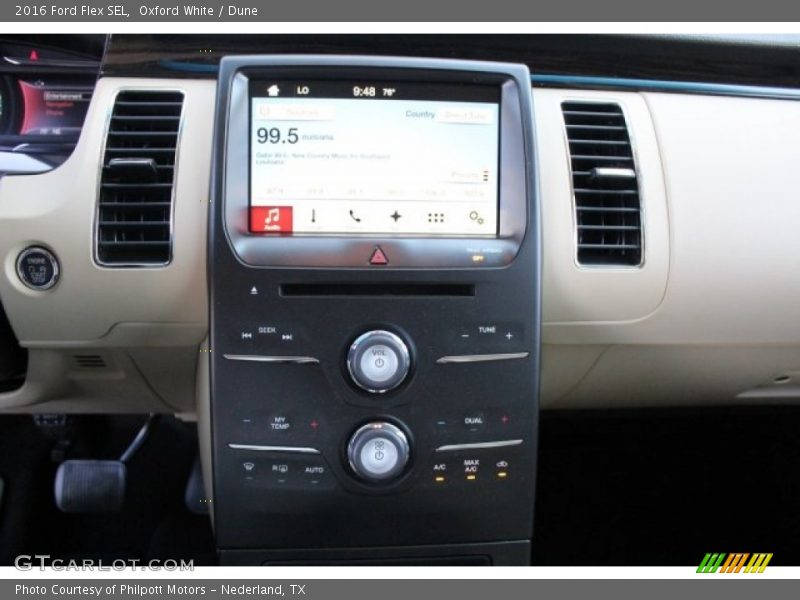 Oxford White / Dune 2016 Ford Flex SEL