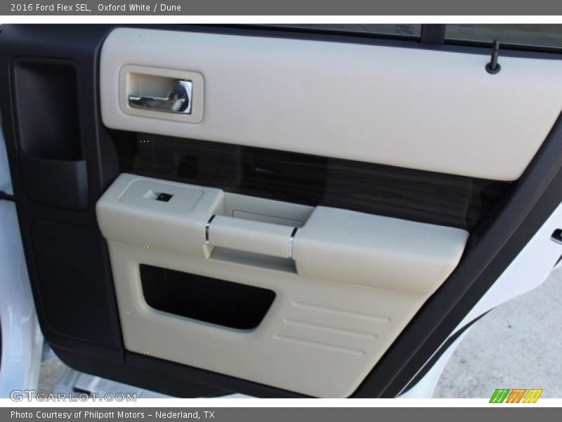 Oxford White / Dune 2016 Ford Flex SEL