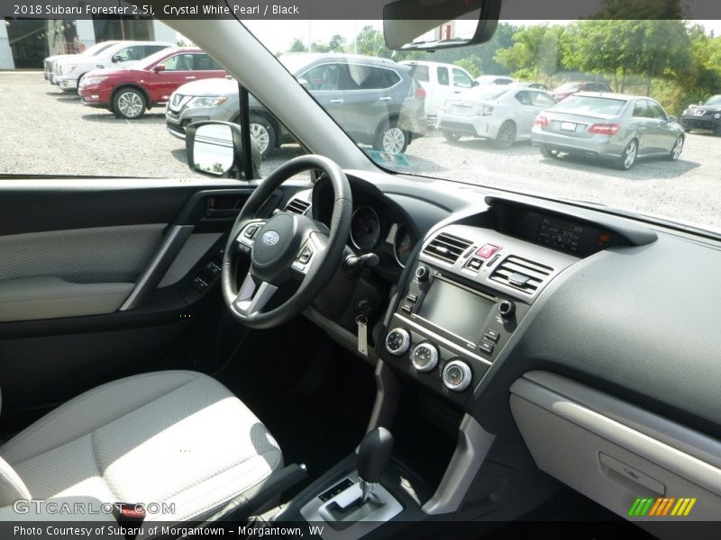 Crystal White Pearl / Black 2018 Subaru Forester 2.5i