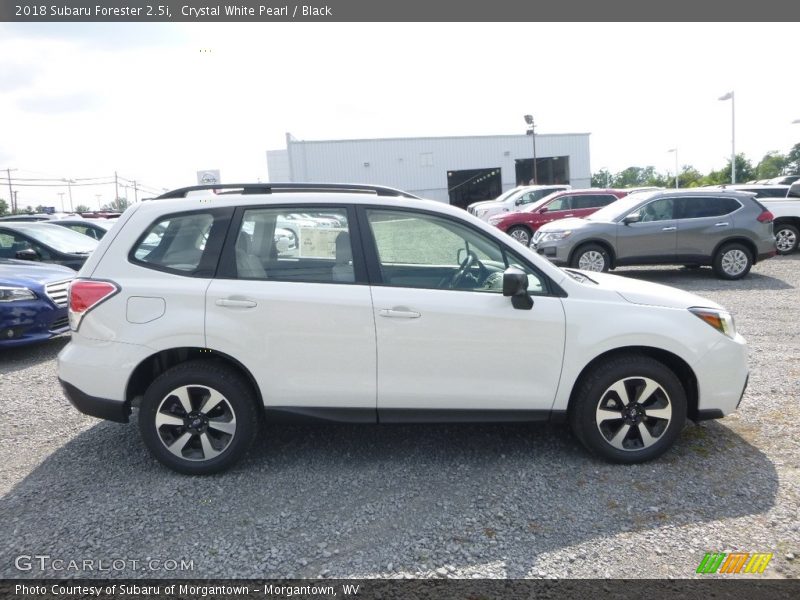 Crystal White Pearl / Black 2018 Subaru Forester 2.5i