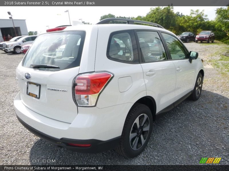 Crystal White Pearl / Black 2018 Subaru Forester 2.5i