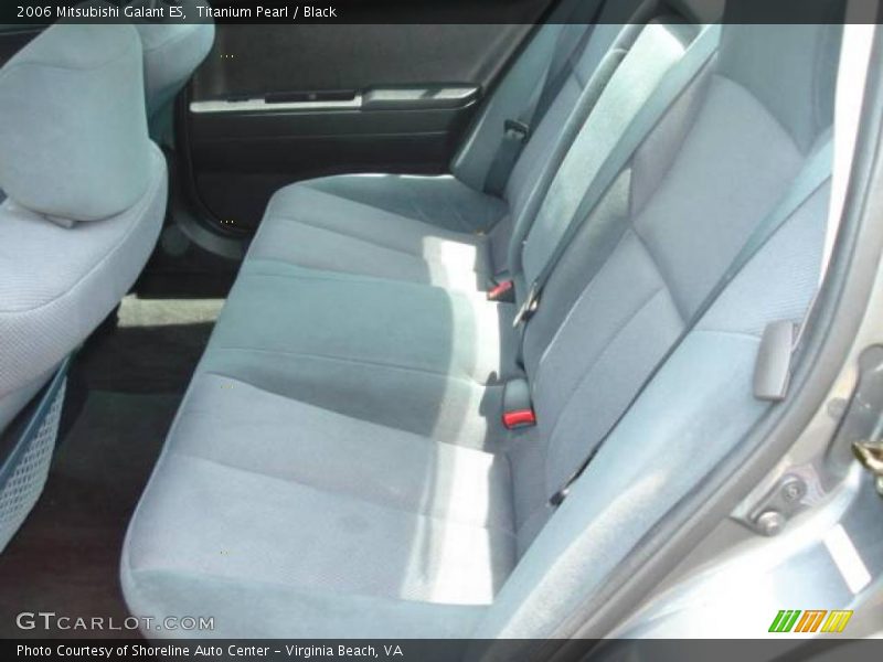 Titanium Pearl / Black 2006 Mitsubishi Galant ES