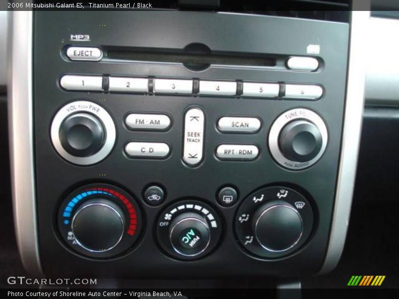 Titanium Pearl / Black 2006 Mitsubishi Galant ES