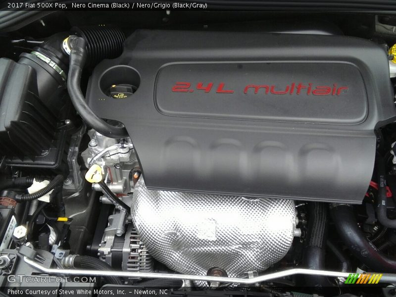 Nero Cinema (Black) / Nero/Grigio (Black/Gray) 2017 Fiat 500X Pop