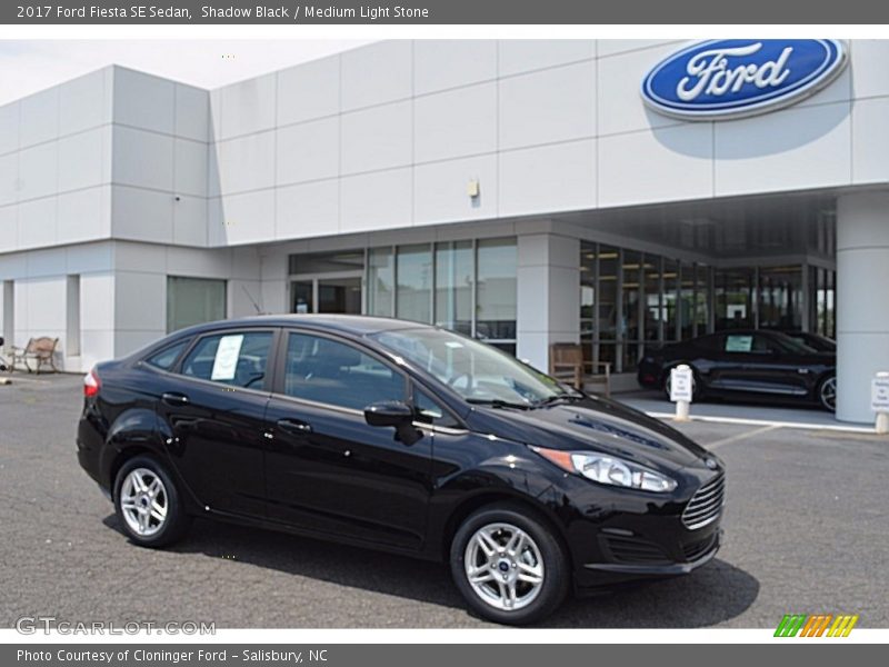 Shadow Black / Medium Light Stone 2017 Ford Fiesta SE Sedan