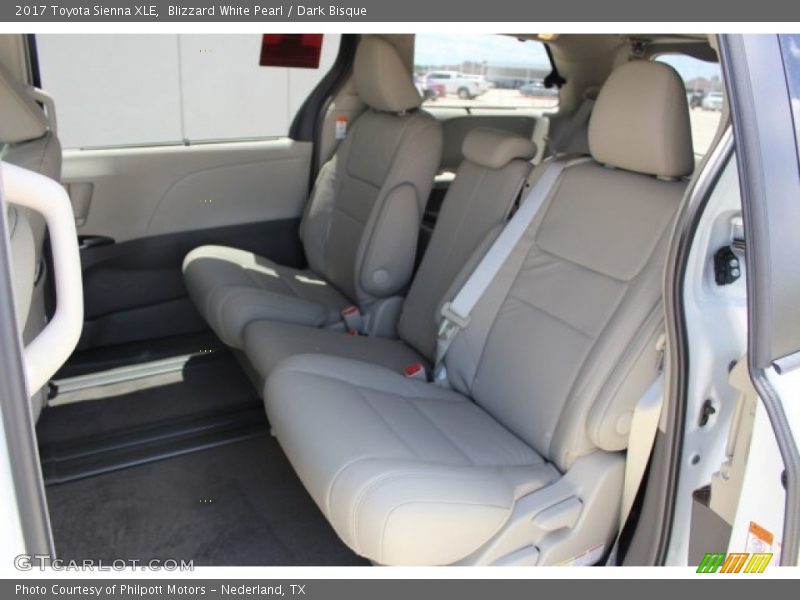 Blizzard White Pearl / Dark Bisque 2017 Toyota Sienna XLE