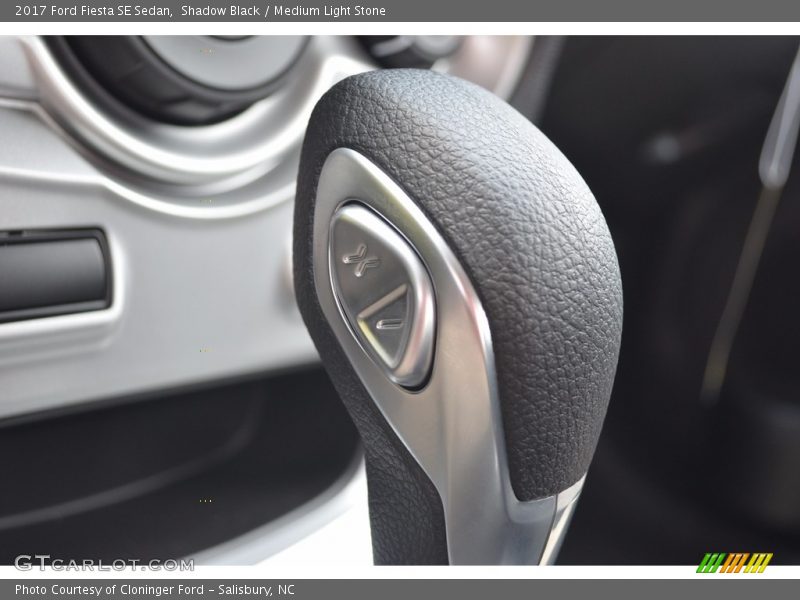 Shadow Black / Medium Light Stone 2017 Ford Fiesta SE Sedan