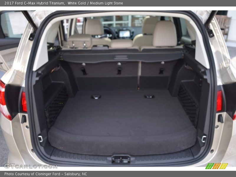  2017 C-Max Hybrid Titanium Trunk