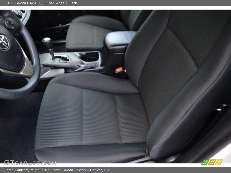 Super White / Black 2015 Toyota RAV4 LE