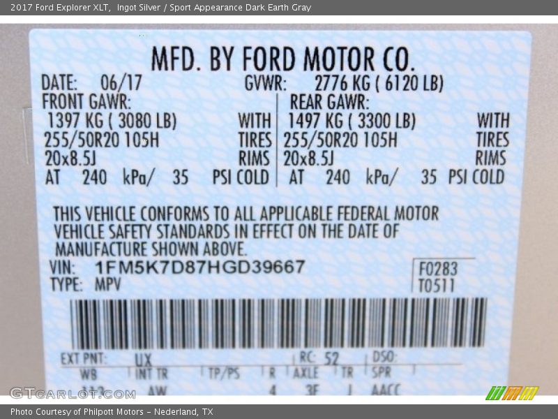 Ingot Silver / Sport Appearance Dark Earth Gray 2017 Ford Explorer XLT