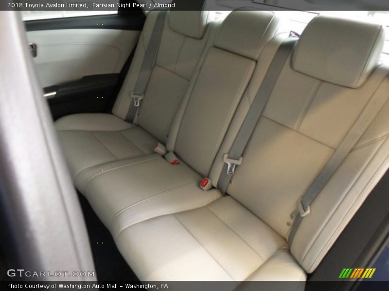 Parisian Night Pearl / Almond 2018 Toyota Avalon Limited