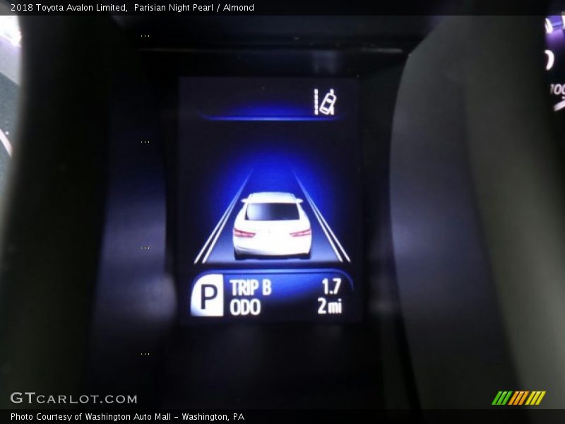 Parisian Night Pearl / Almond 2018 Toyota Avalon Limited