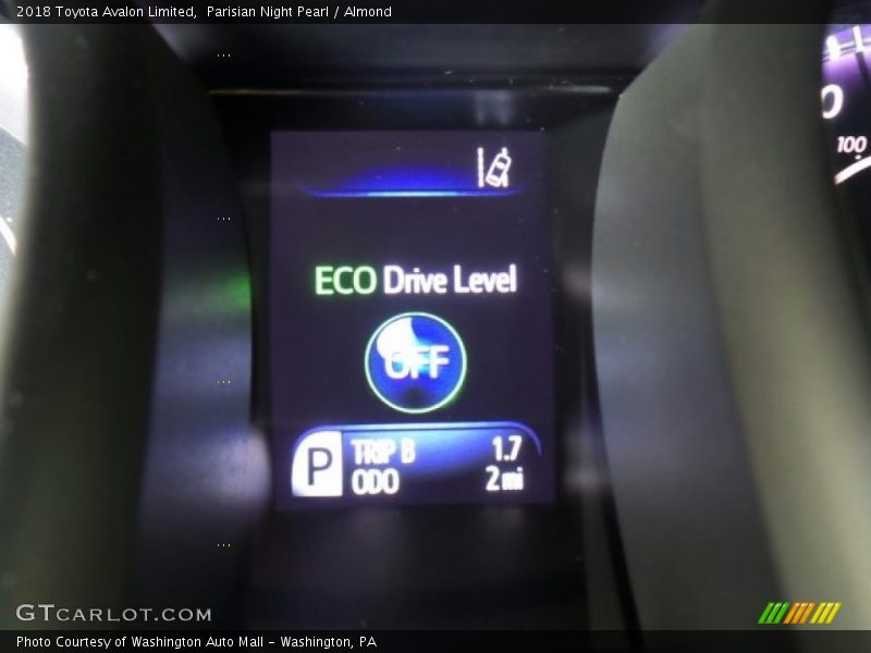 Parisian Night Pearl / Almond 2018 Toyota Avalon Limited