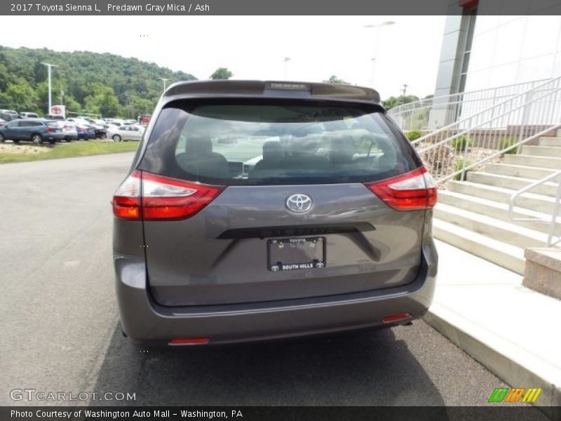 Predawn Gray Mica / Ash 2017 Toyota Sienna L