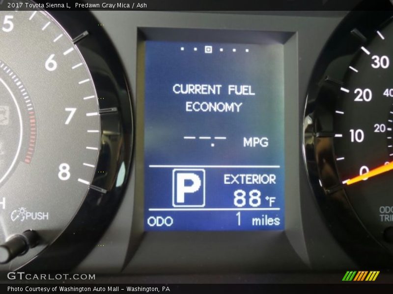 Predawn Gray Mica / Ash 2017 Toyota Sienna L