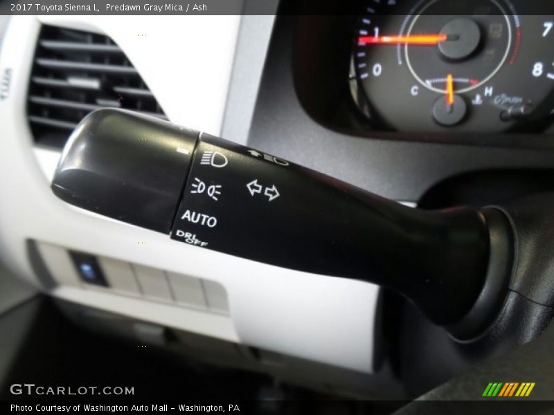 Predawn Gray Mica / Ash 2017 Toyota Sienna L