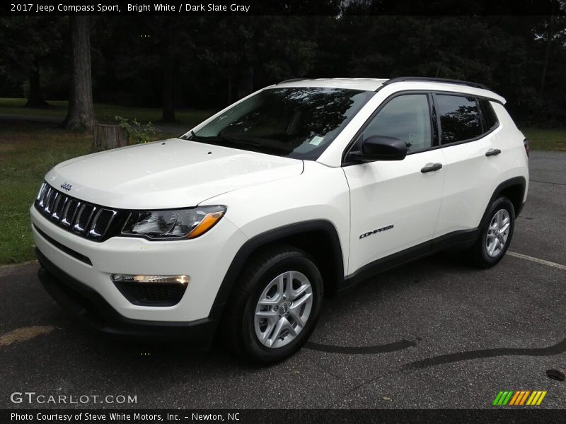 Bright White / Dark Slate Gray 2017 Jeep Compass Sport