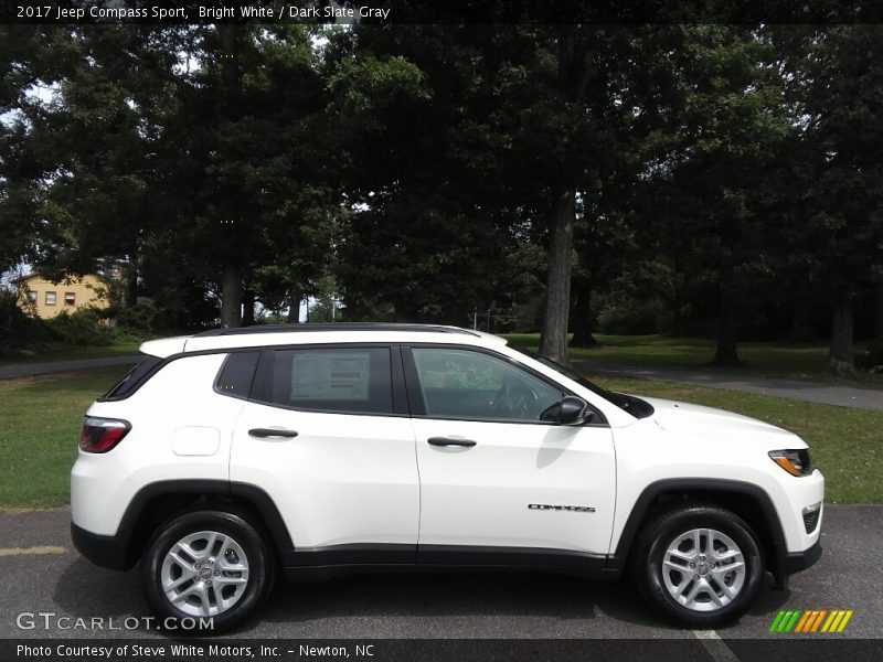 Bright White / Dark Slate Gray 2017 Jeep Compass Sport