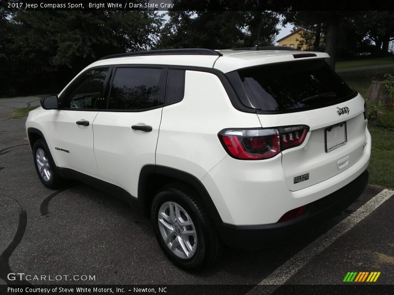 Bright White / Dark Slate Gray 2017 Jeep Compass Sport