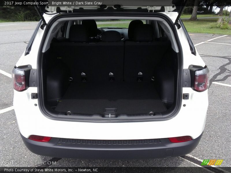 Bright White / Dark Slate Gray 2017 Jeep Compass Sport