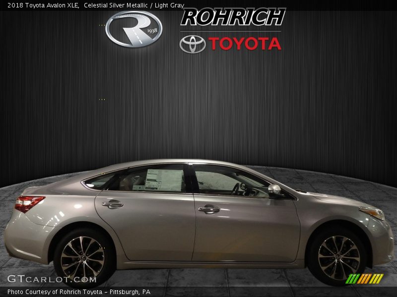 Celestial Silver Metallic / Light Gray 2018 Toyota Avalon XLE