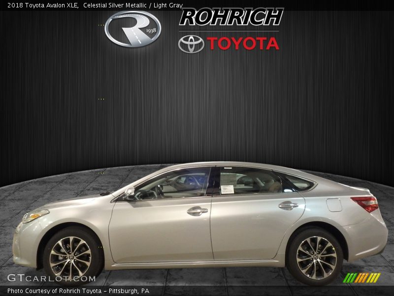 Celestial Silver Metallic / Light Gray 2018 Toyota Avalon XLE