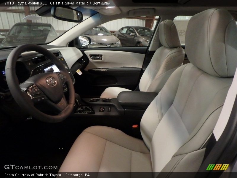 Celestial Silver Metallic / Light Gray 2018 Toyota Avalon XLE