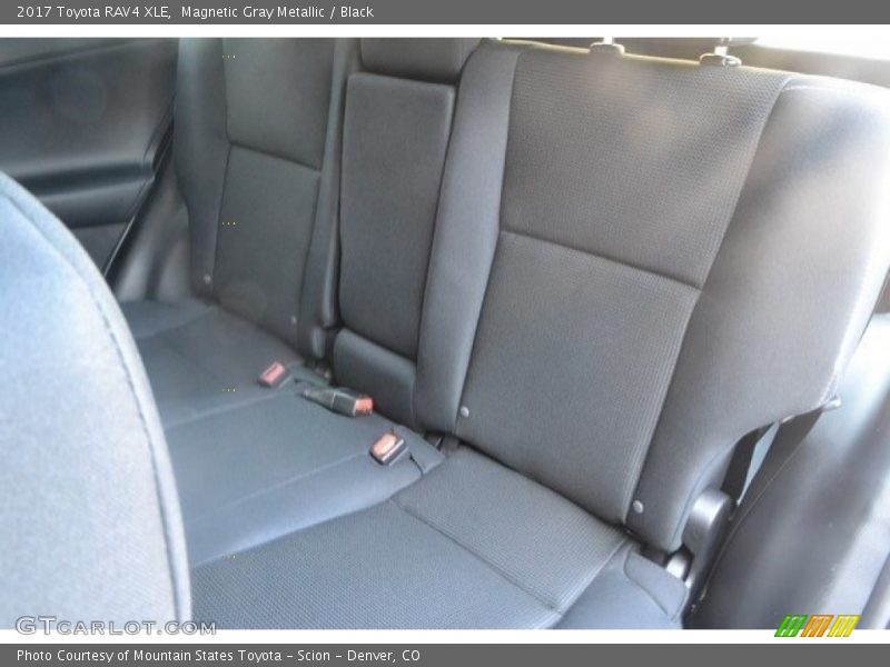 Magnetic Gray Metallic / Black 2017 Toyota RAV4 XLE