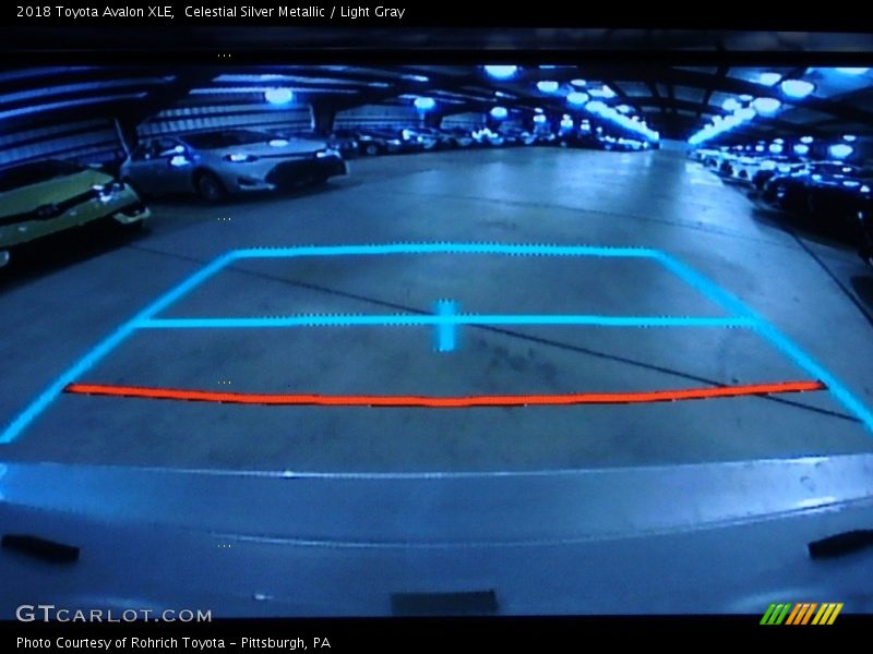 Celestial Silver Metallic / Light Gray 2018 Toyota Avalon XLE