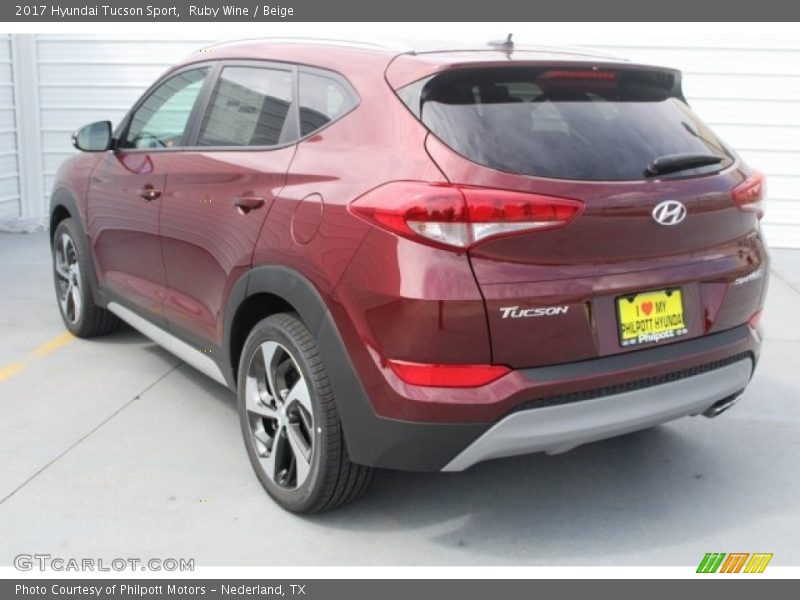 Ruby Wine / Beige 2017 Hyundai Tucson Sport