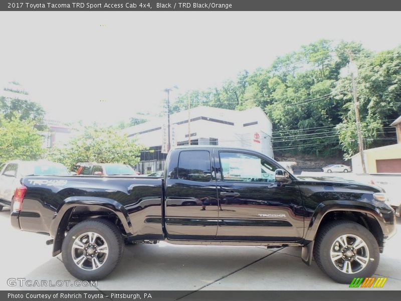 Black / TRD Black/Orange 2017 Toyota Tacoma TRD Sport Access Cab 4x4