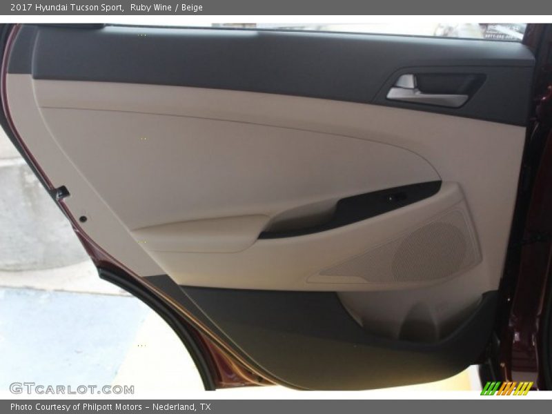 Ruby Wine / Beige 2017 Hyundai Tucson Sport