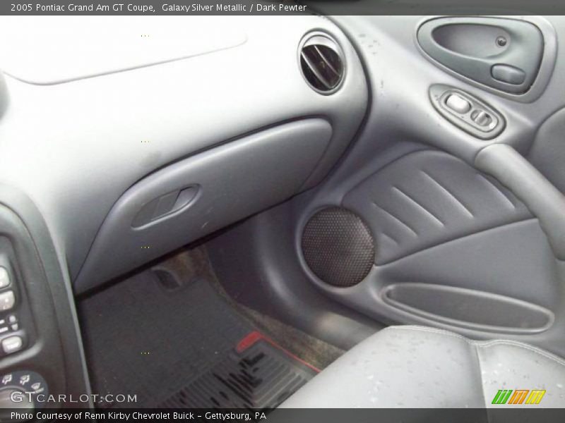 Galaxy Silver Metallic / Dark Pewter 2005 Pontiac Grand Am GT Coupe