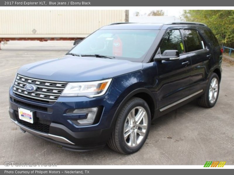 Blue Jeans / Ebony Black 2017 Ford Explorer XLT